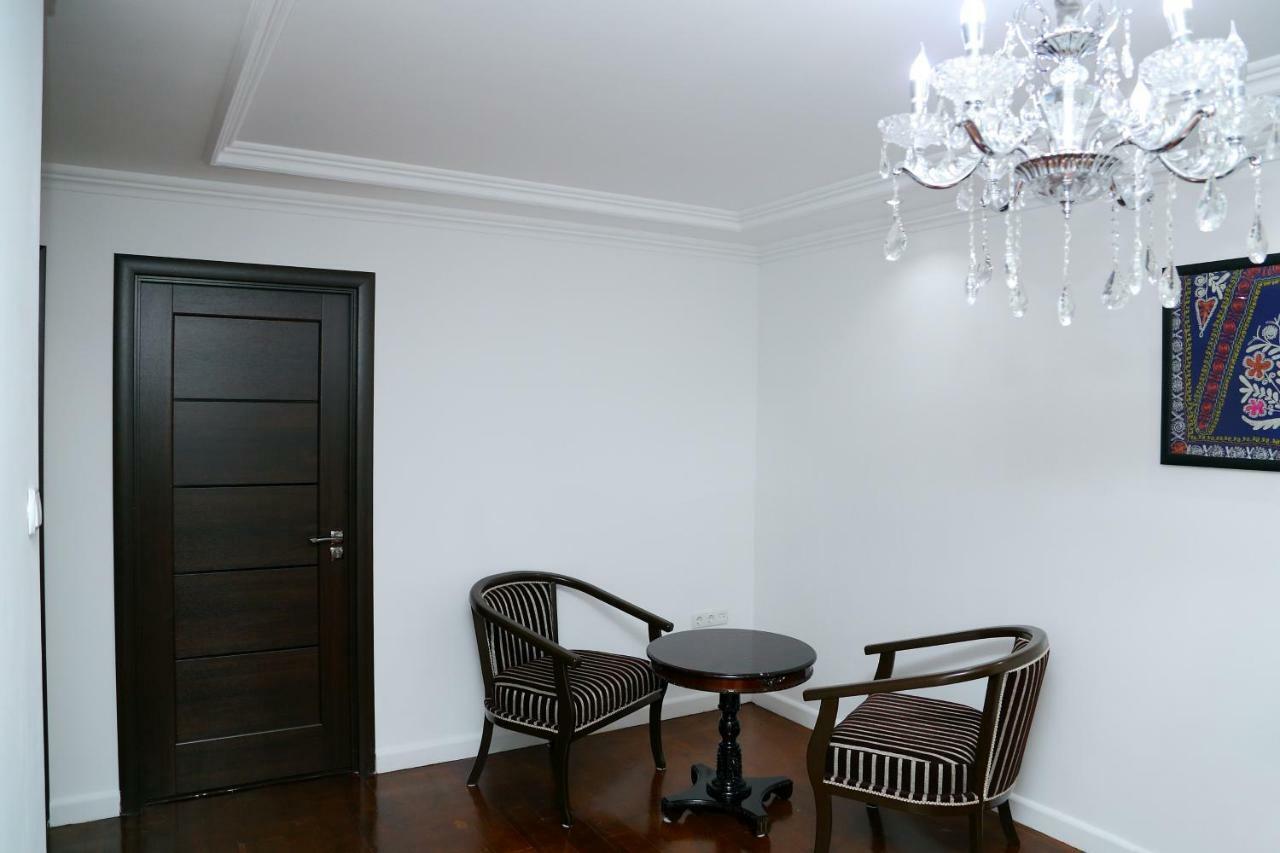 Apartment On Registon Kochasi Σαμαρκάνδη Εξωτερικό φωτογραφία